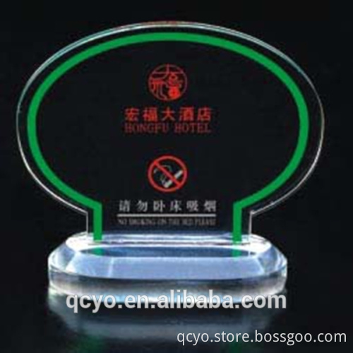 QCY-SHD-22customized new style clear acrylic sign holder for display